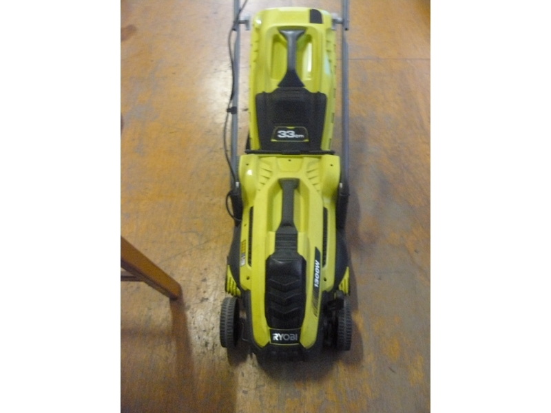 Tondeuse électrique Ryobi easy edge ROMAIN MOTOCULTURE